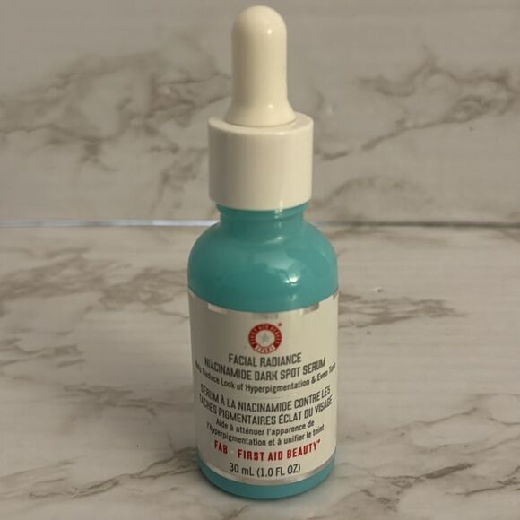 First aide beauty facial radiance niacinamide dark spot serum skincare - Picture 5 of 5